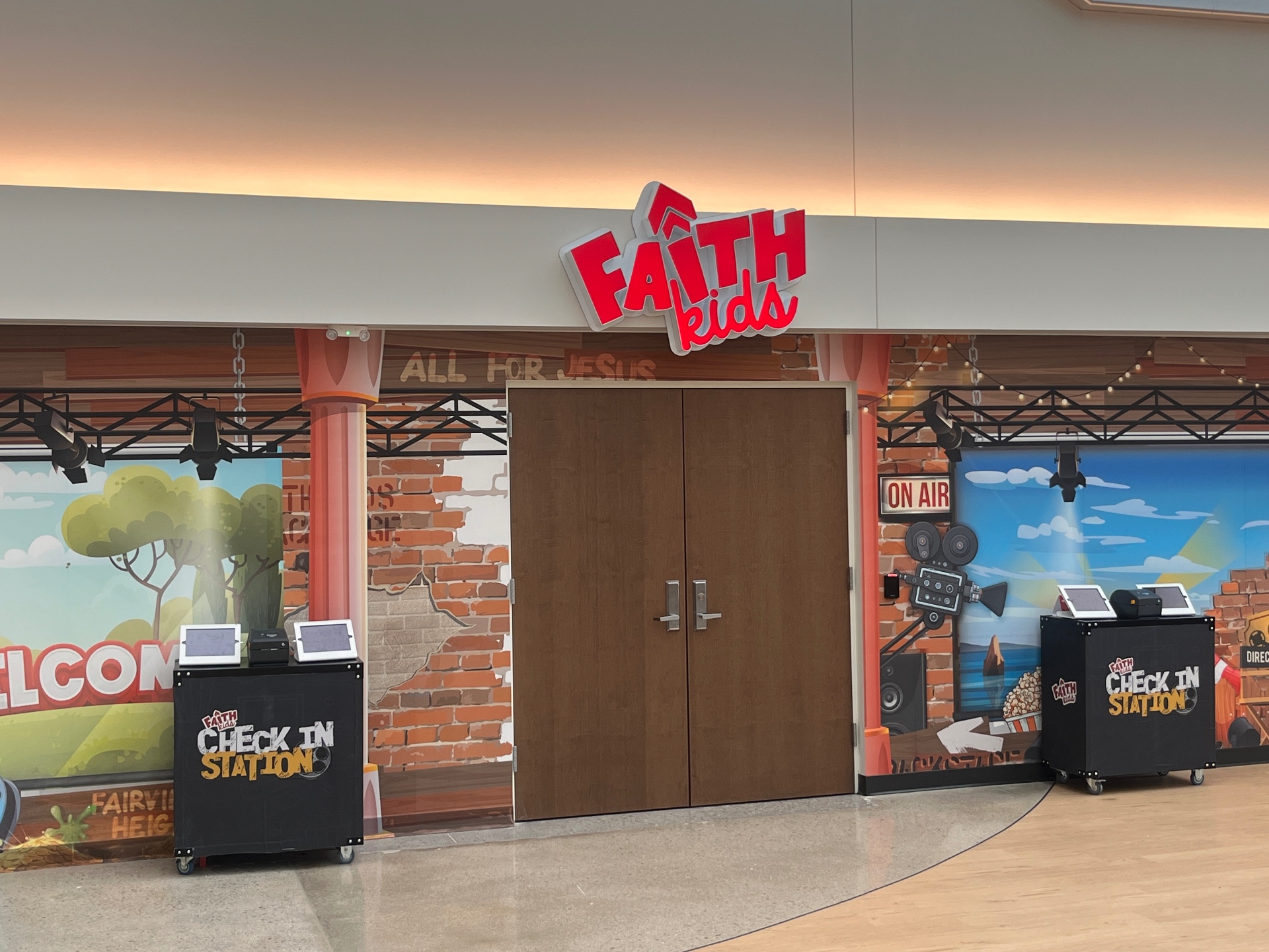 Faith Kids — Large Scale Design project — 2